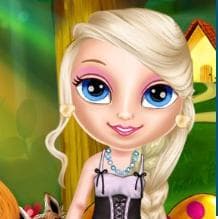 Little Elsa In Red Hood game thumbnail